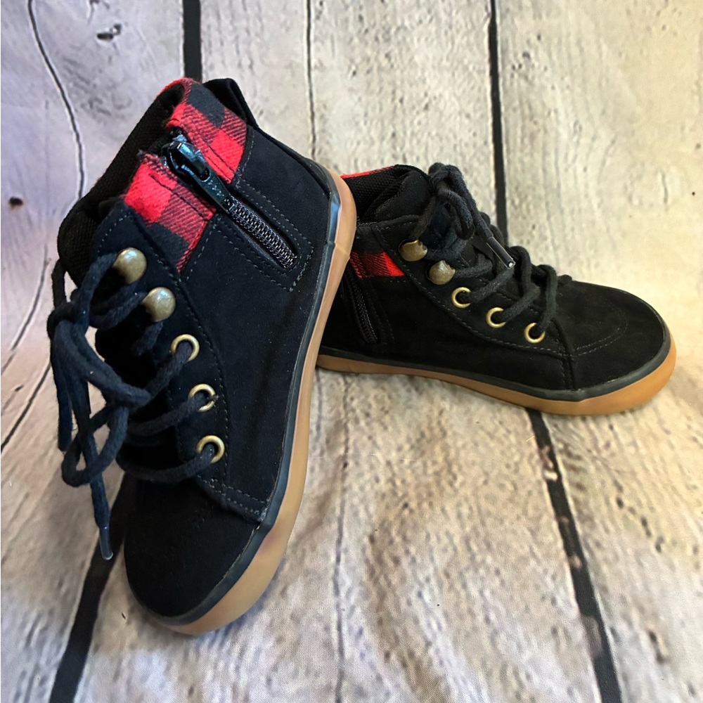 Baby GAP Toddler Buffalo Plaid Hi-Top Zip Up Sneakers Shoes Size 8 Black Red GUC